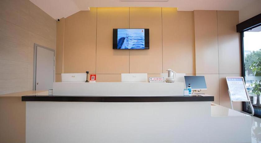 City Comfort Inn Luzhou Jiangyang District Wancheng International Dış mekan fotoğraf
